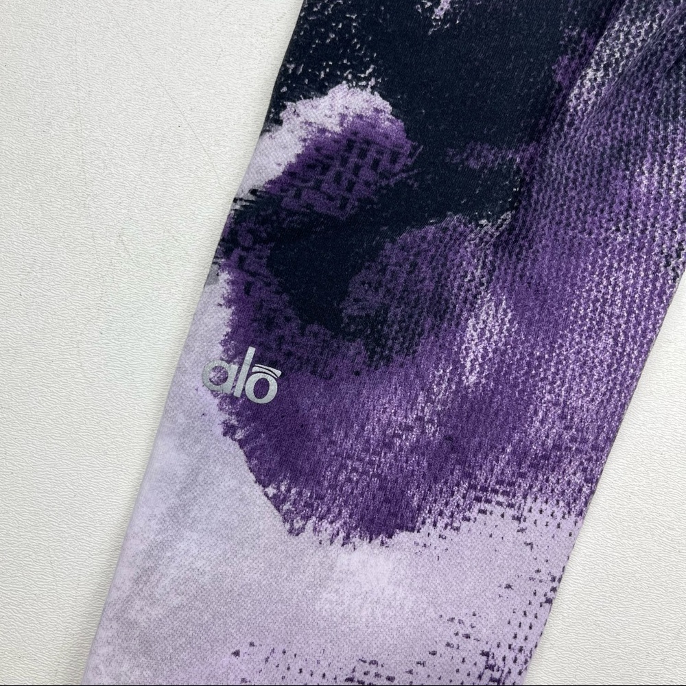 ALO Yoga Airbrush Purple Smoke Printed Leggings - Picture 7 of 9